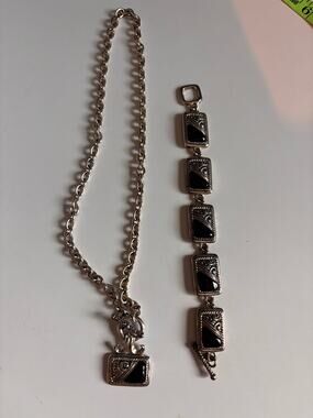 Premier Designs “Chesapeake“ necklace\bracelet, set silver plating & black Onyx